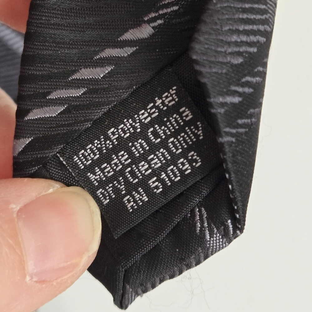 JF J. Ferrar Mens Black And Grey Polyester Tie - Picture 5 of 8